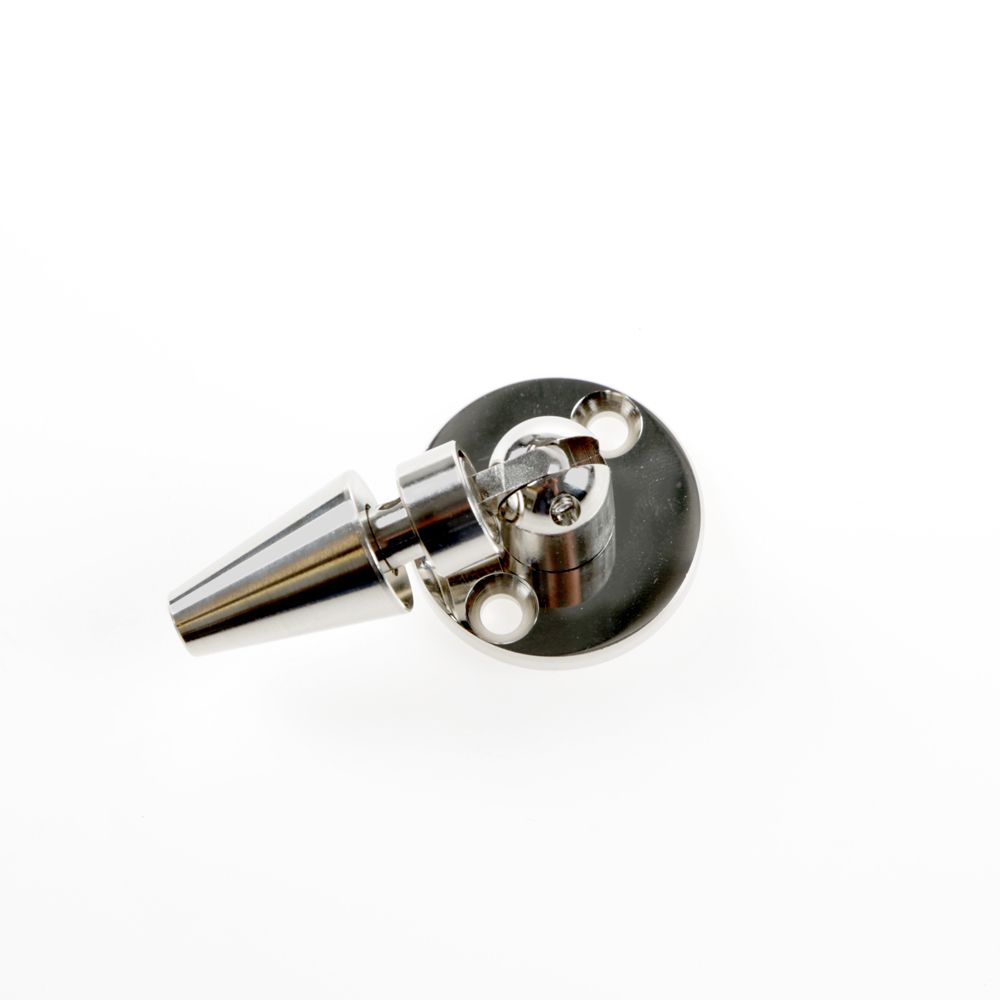 Spinneweb Op De Deur Met De Hangende Ketting Stock Foto - Image of